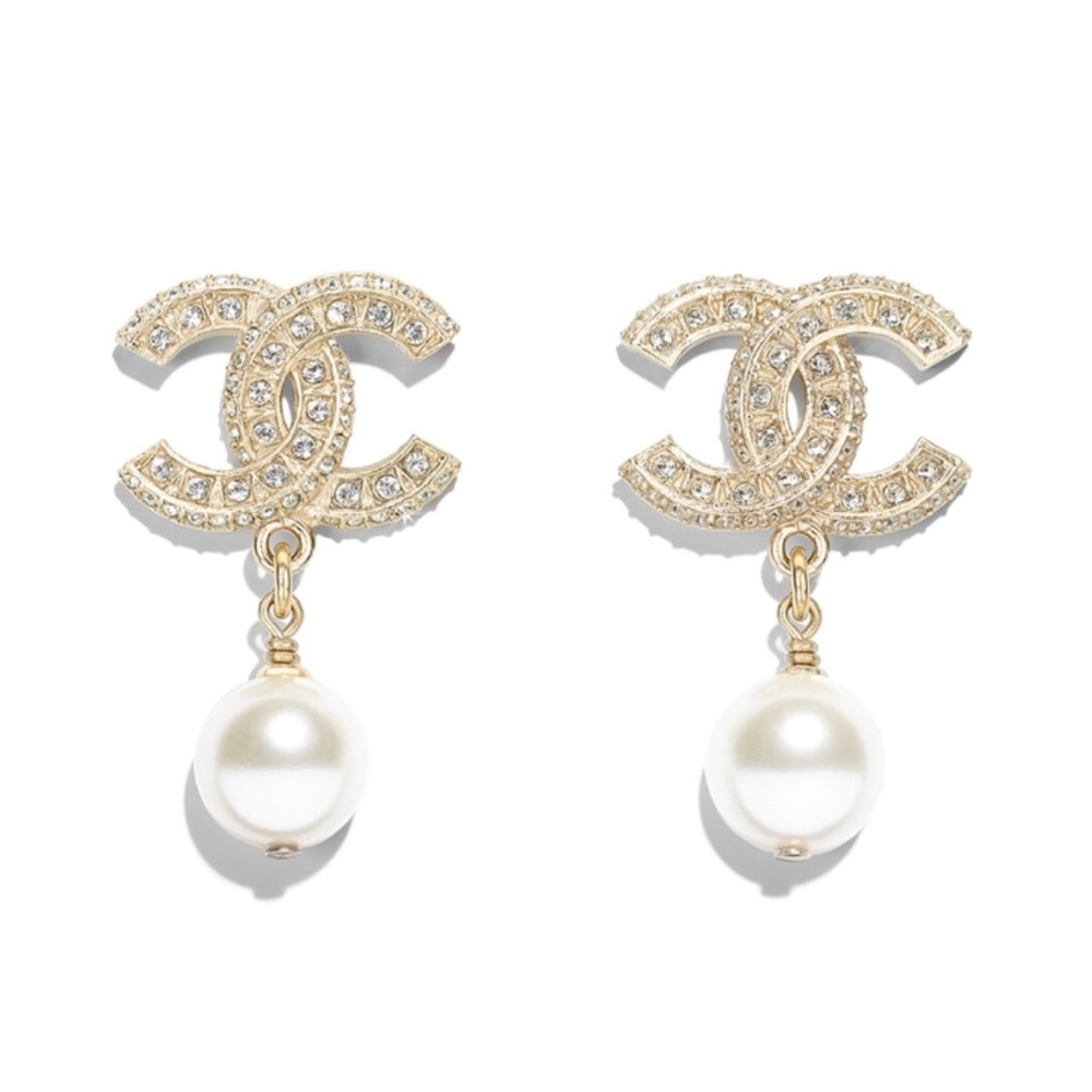 🚫SOLD🚫 Chanel Crystals CC Pearl Drop Earrings